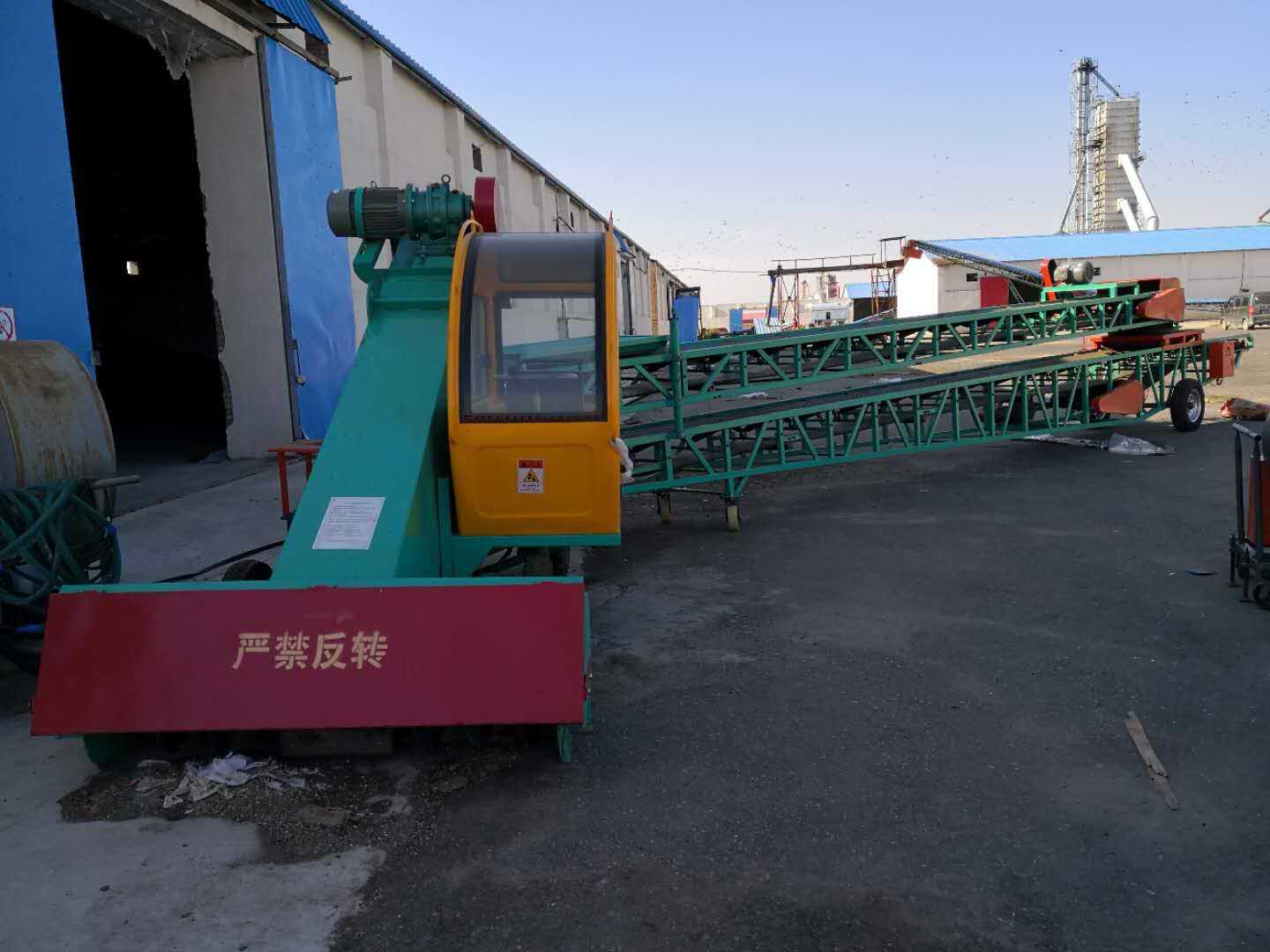 多功能新型自动出仓机-?？匦滦妥远霾只? width=